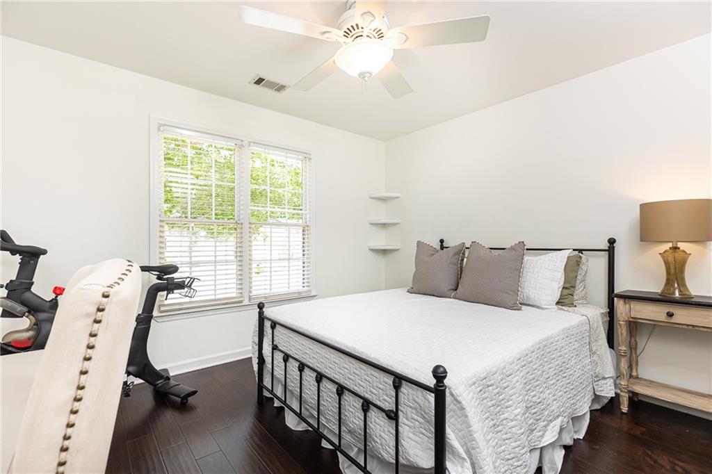 11140 Brookhollow Trail