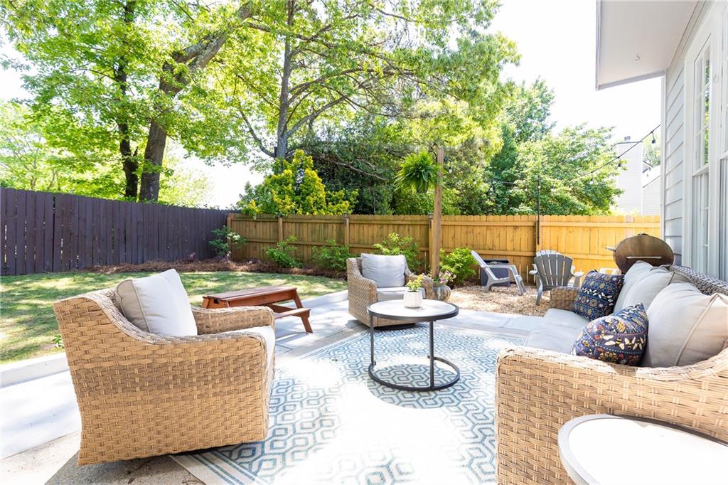 11140 Brookhollow Trail