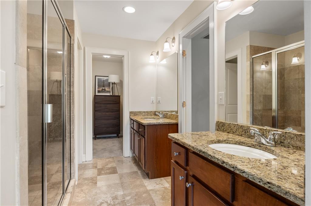 217 Knob Hills Circle