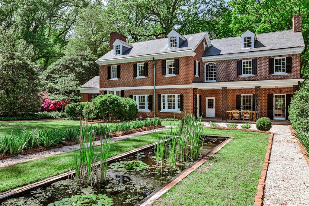 2121 Ponce de Leon Avenue NE