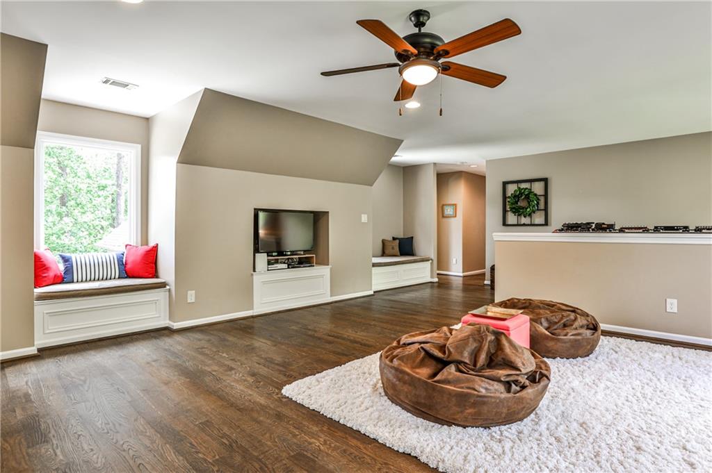 1114 Waterford Green Point