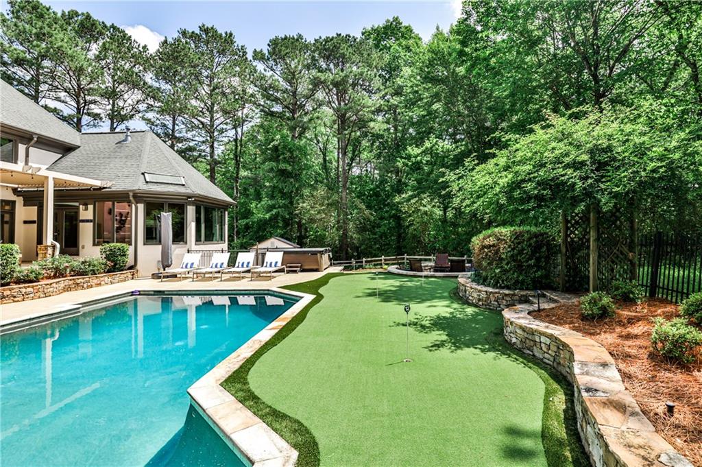 1114 Waterford Green Point
