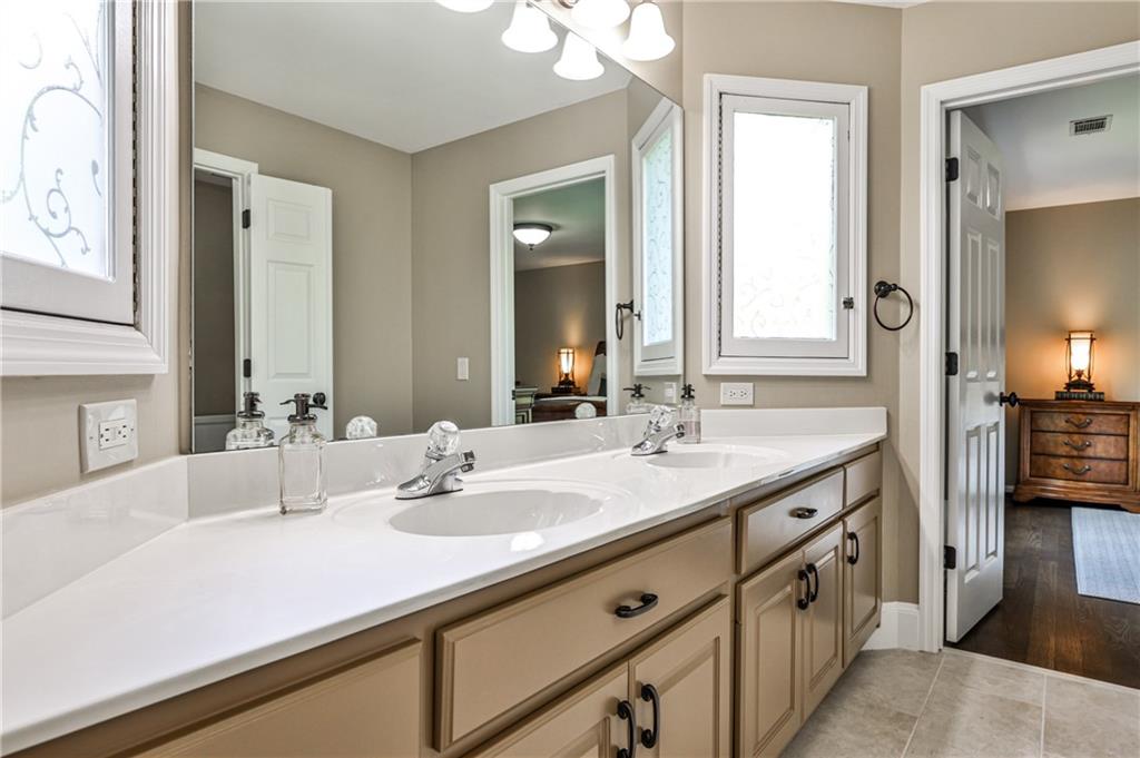1114 Waterford Green Point