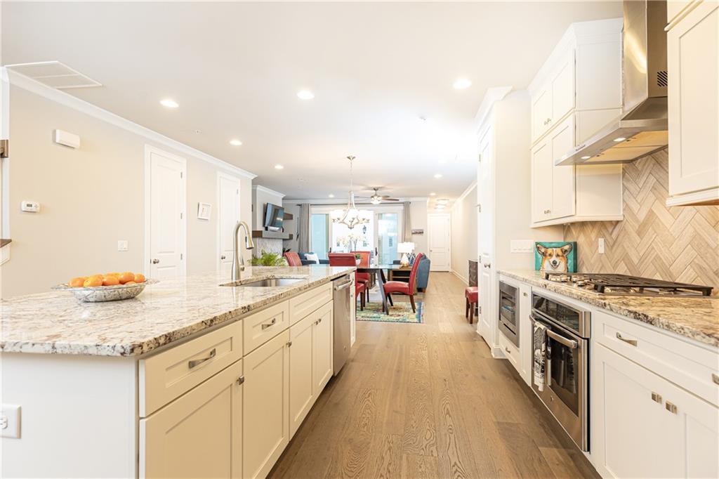 555 Letchas Lane