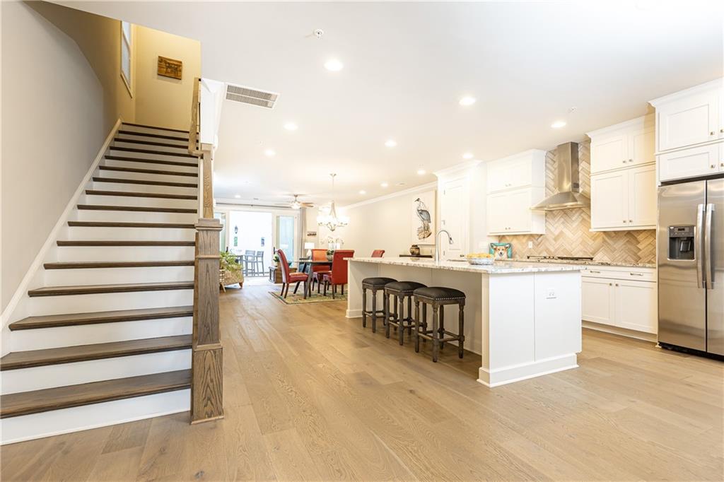555 Letchas Lane