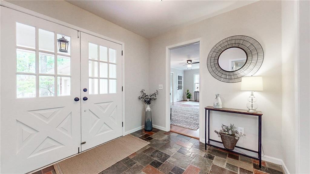 2735 Shetland Drive
