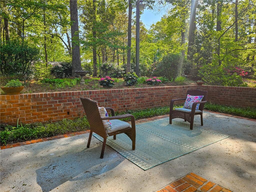 2735 Shetland Drive