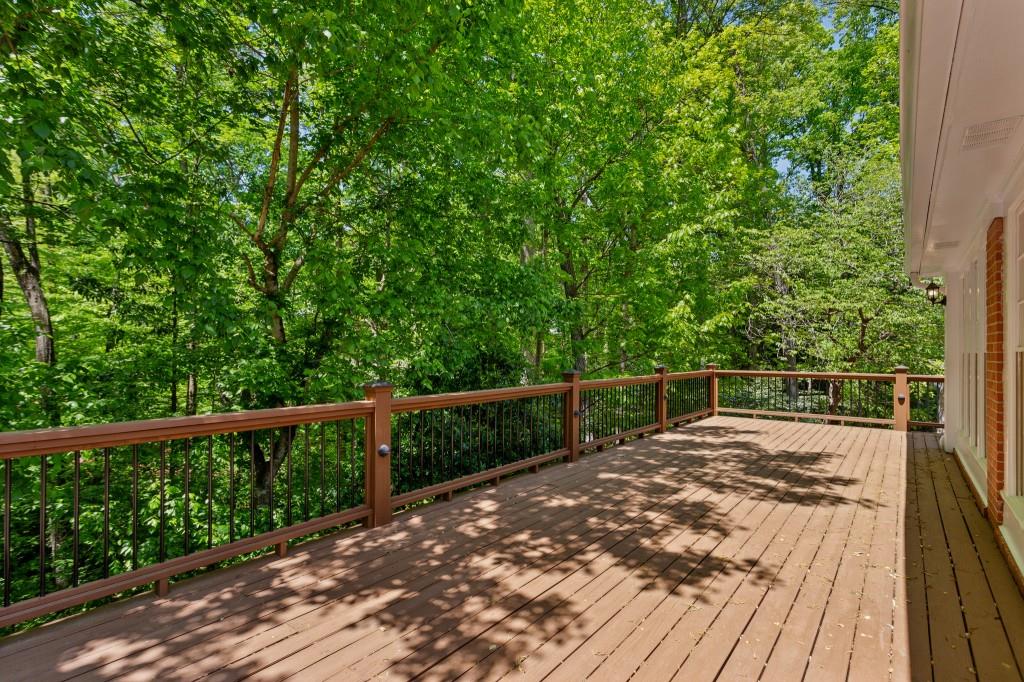 3672 Haddon Hall Road