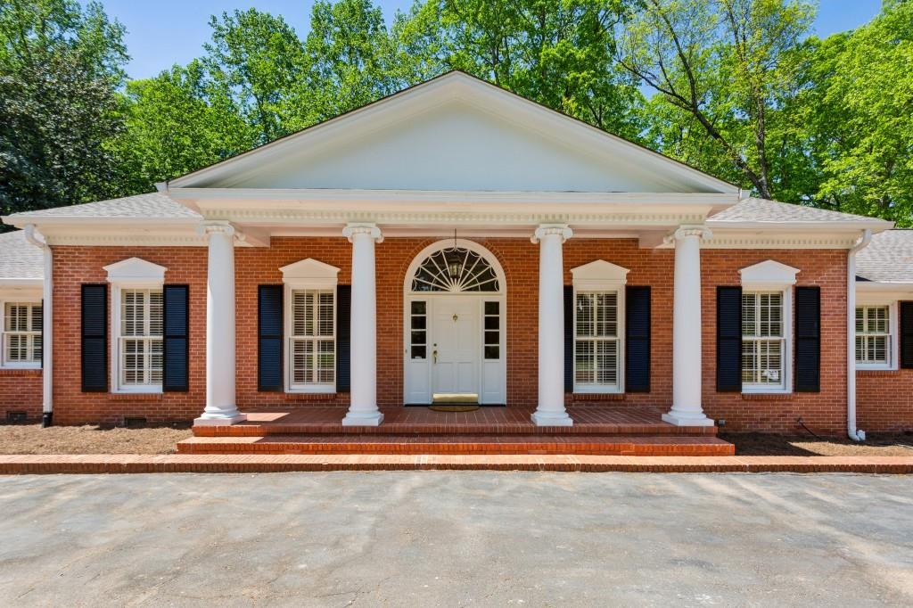 3672 Haddon Hall Road