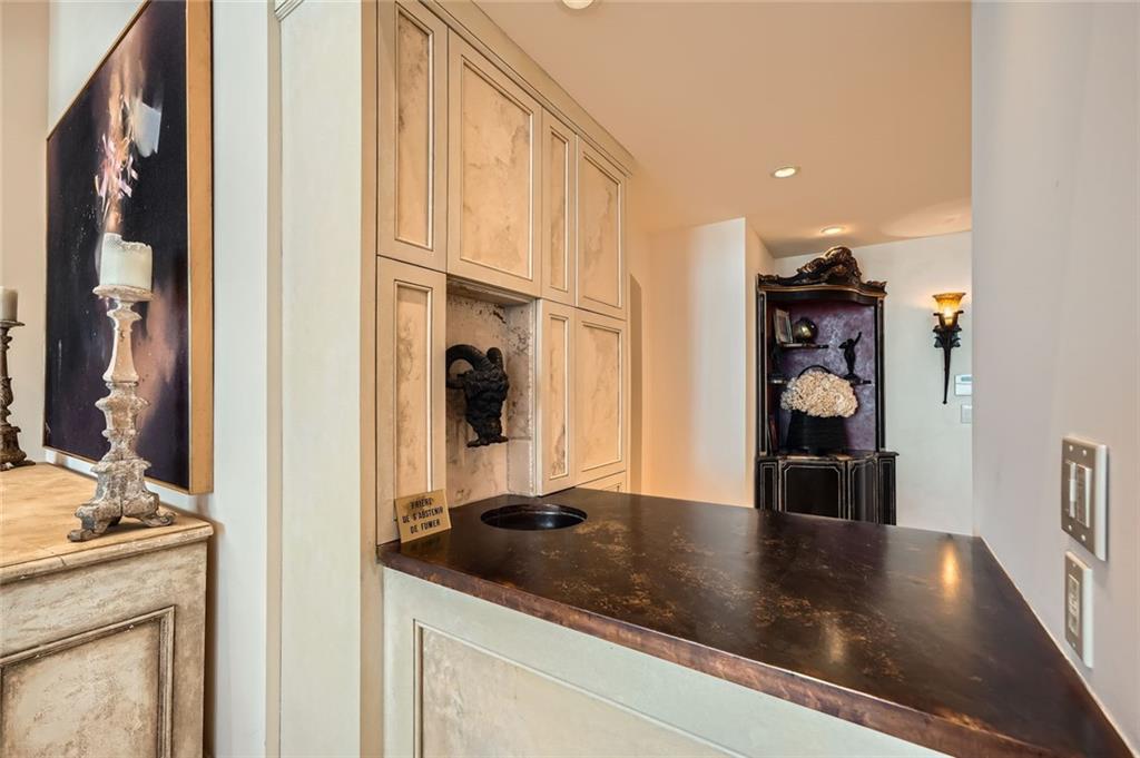 147 15th Street NE Unit 16C