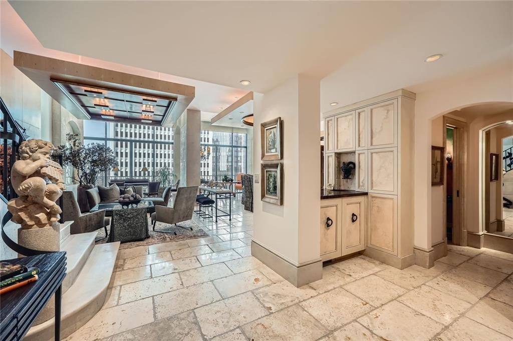 147 15th Street NE Unit 16C