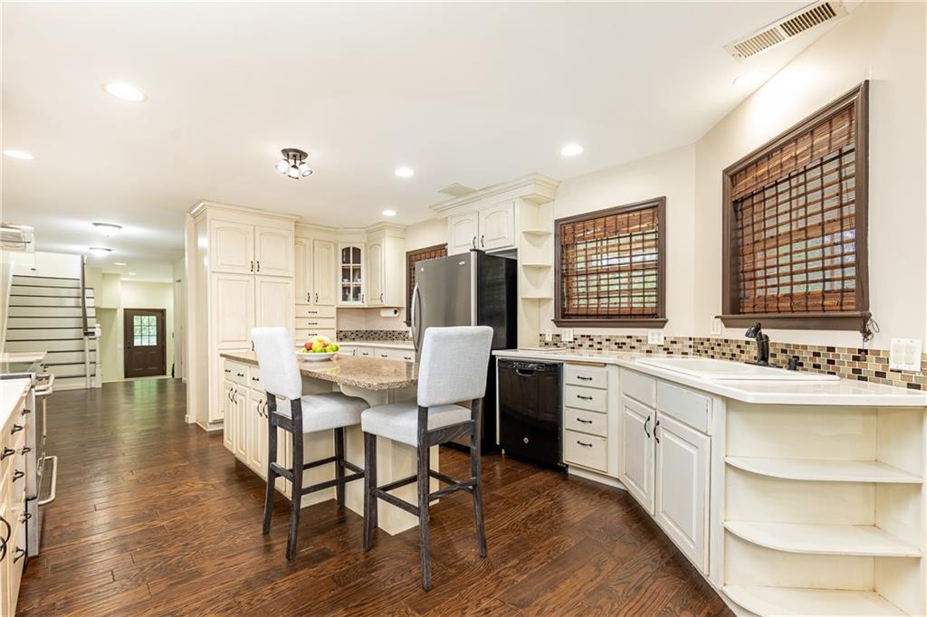 3884 Vic Ar Court