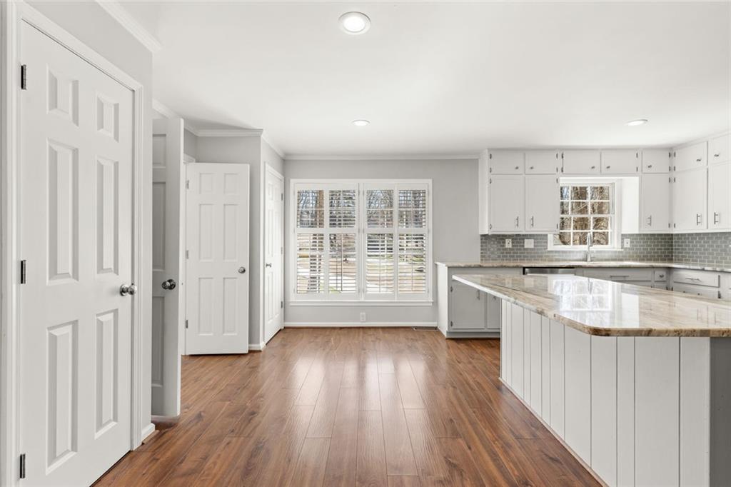 2488 Fontainebleau Drive