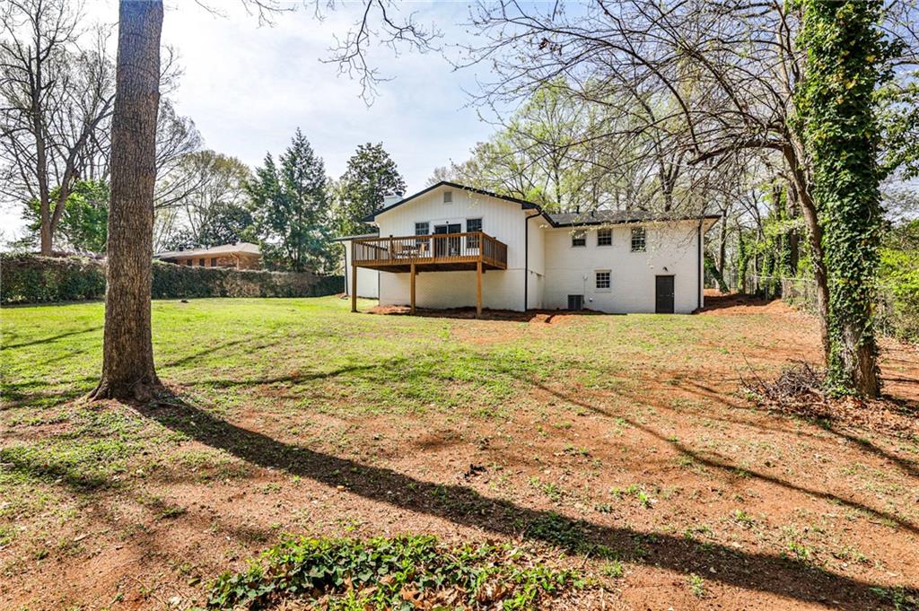 1598 Kings Road