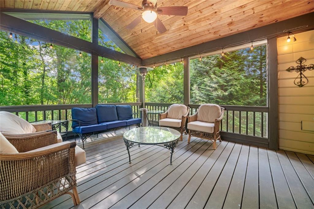 2144 Lamplight Drive
