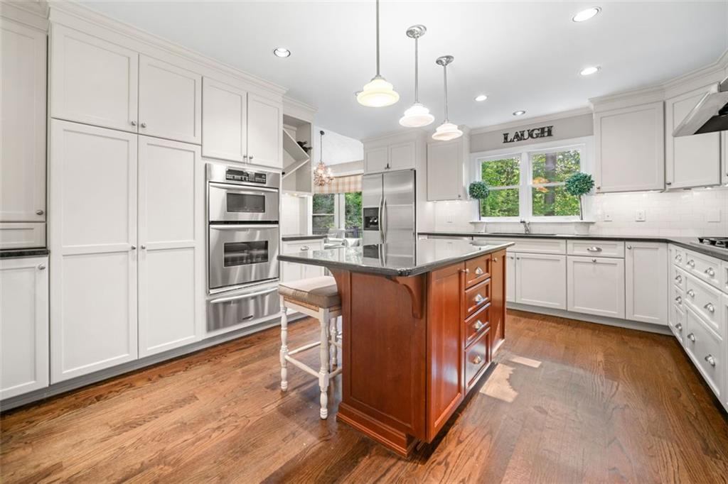 2144 Lamplight Drive