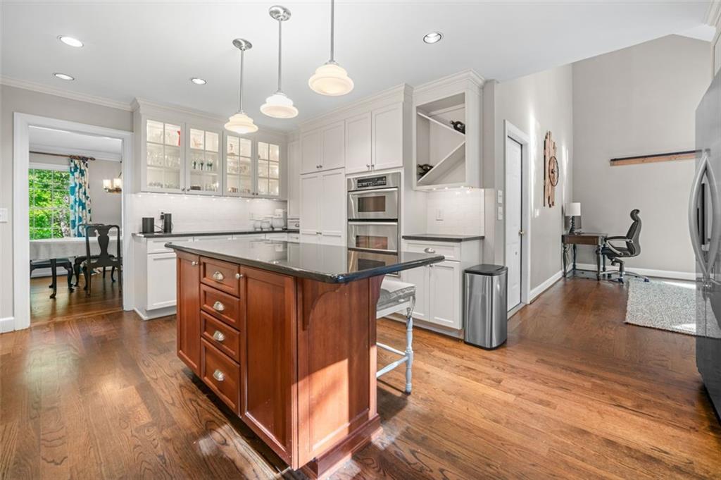 2144 Lamplight Drive