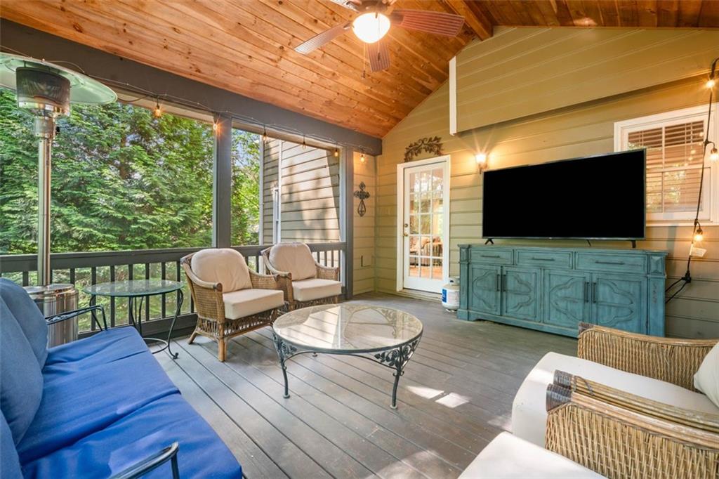 2144 Lamplight Drive