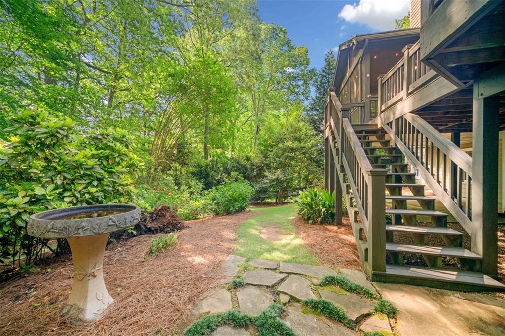 2144 Lamplight Drive