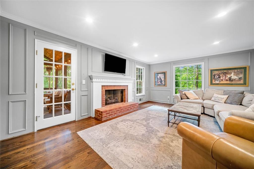 2144 Lamplight Drive