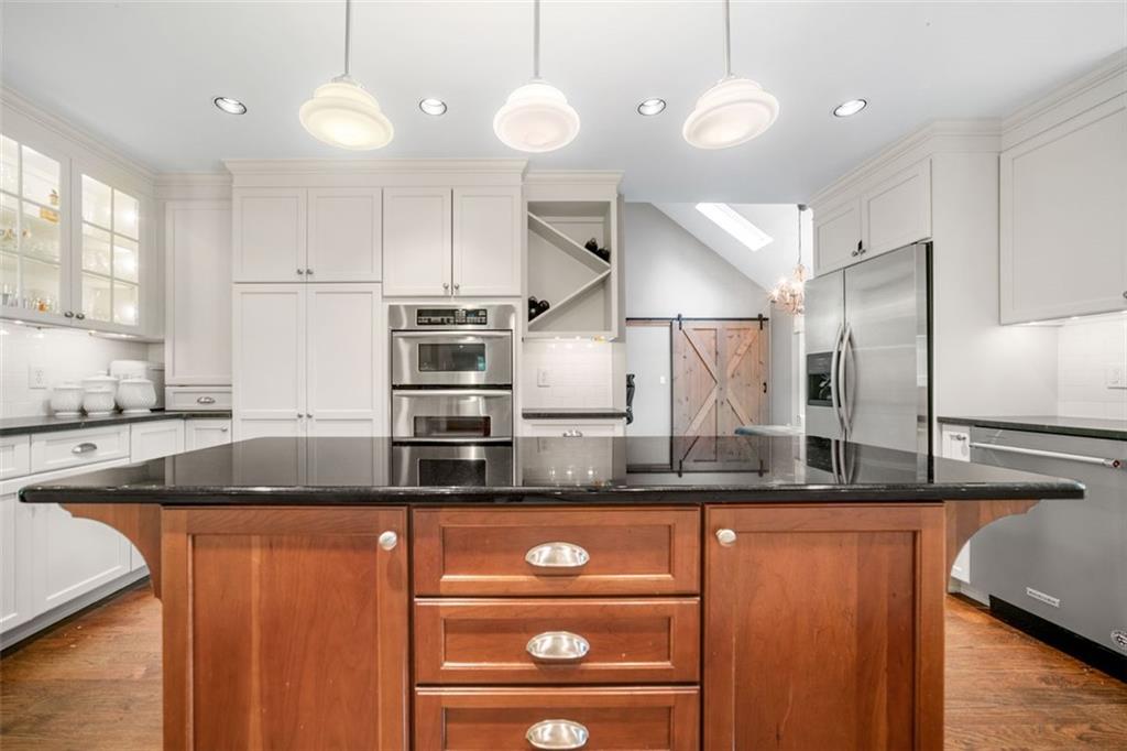 2144 Lamplight Drive