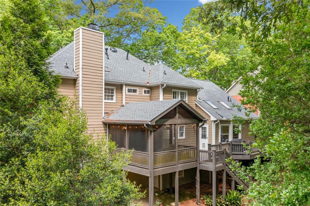 2144 Lamplight Drive