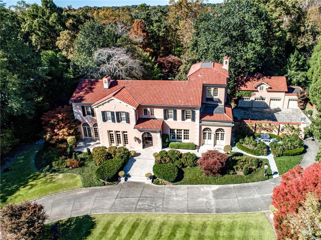 15 Cherokee Road NW
