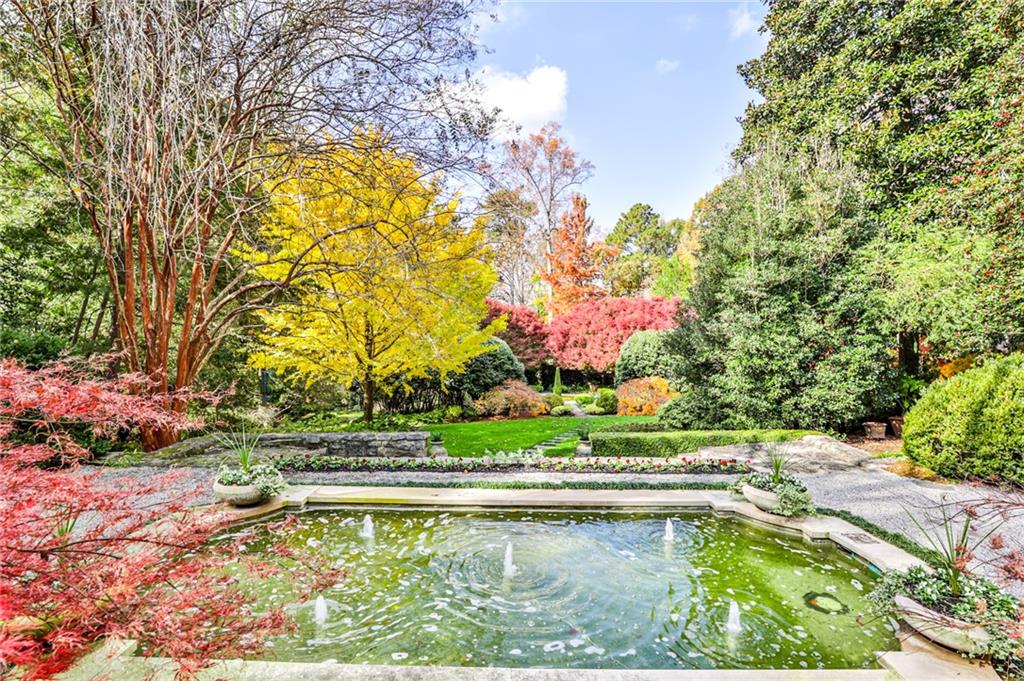 15 Cherokee Road NW