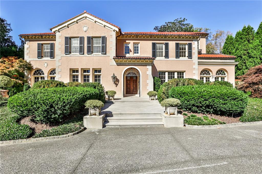 15 Cherokee Road NW