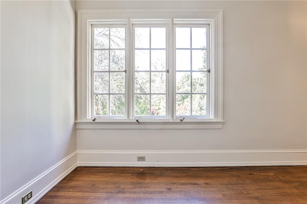 15 Cherokee Road NW