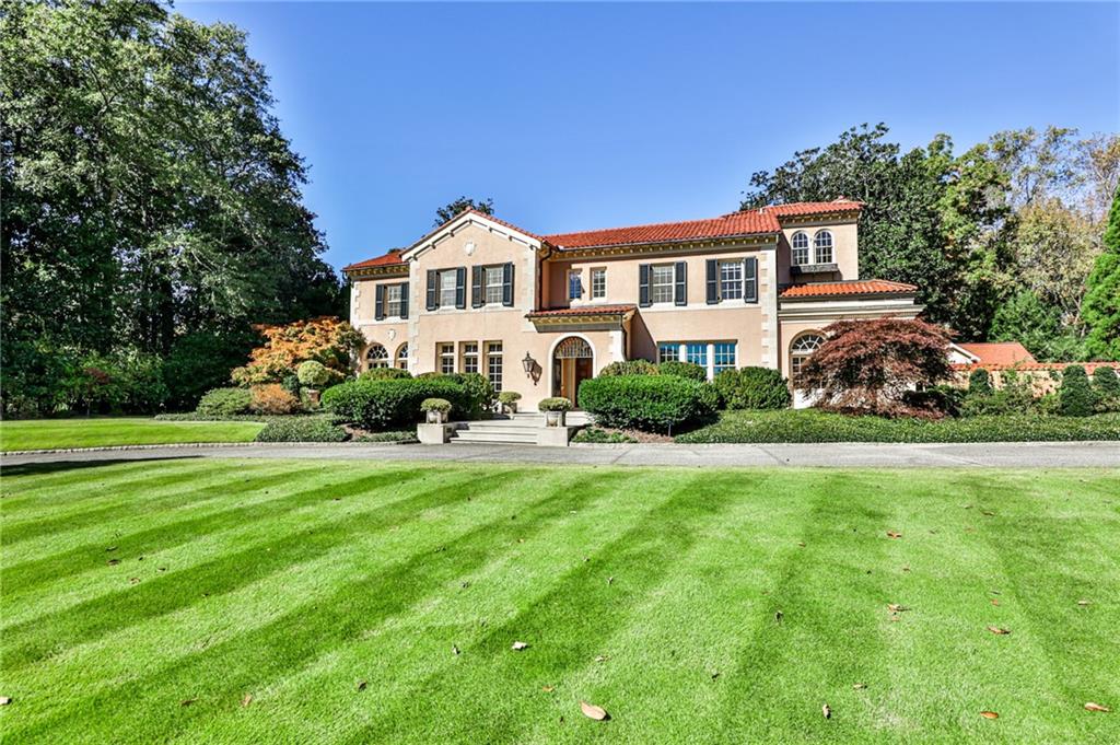 15 Cherokee Road NW