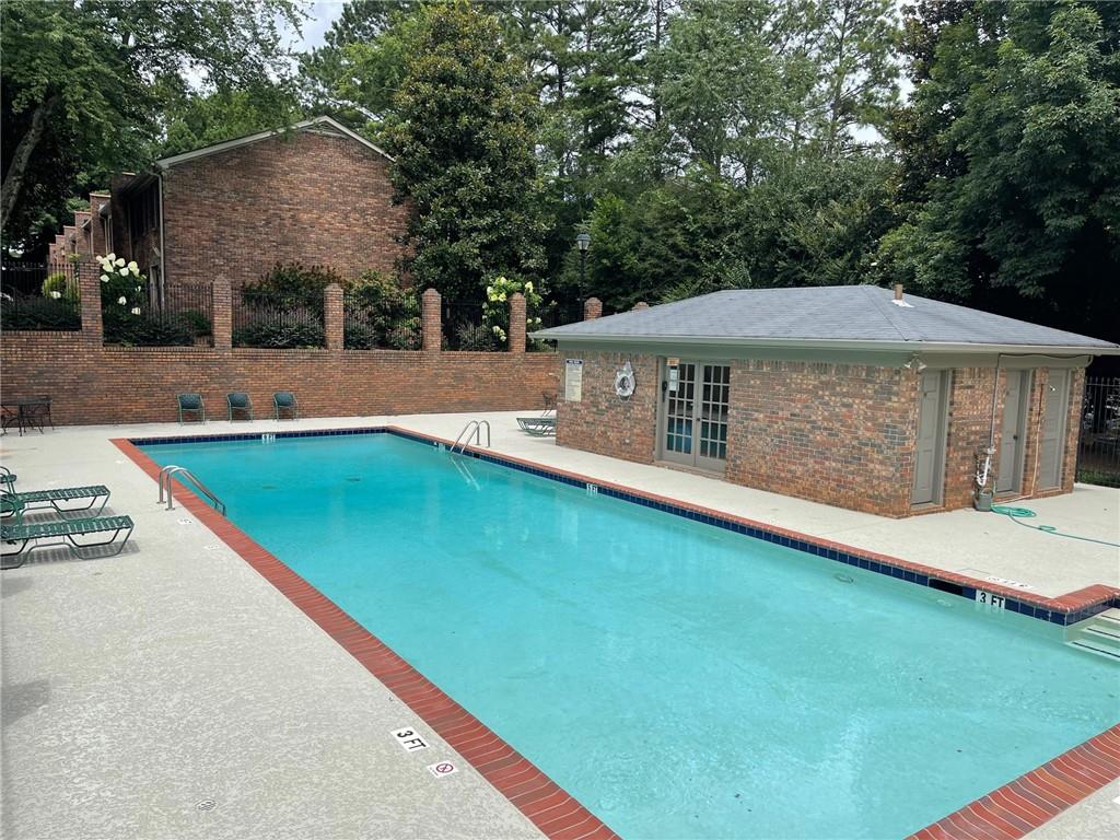 70 Old Ivy Road NE Unit 29