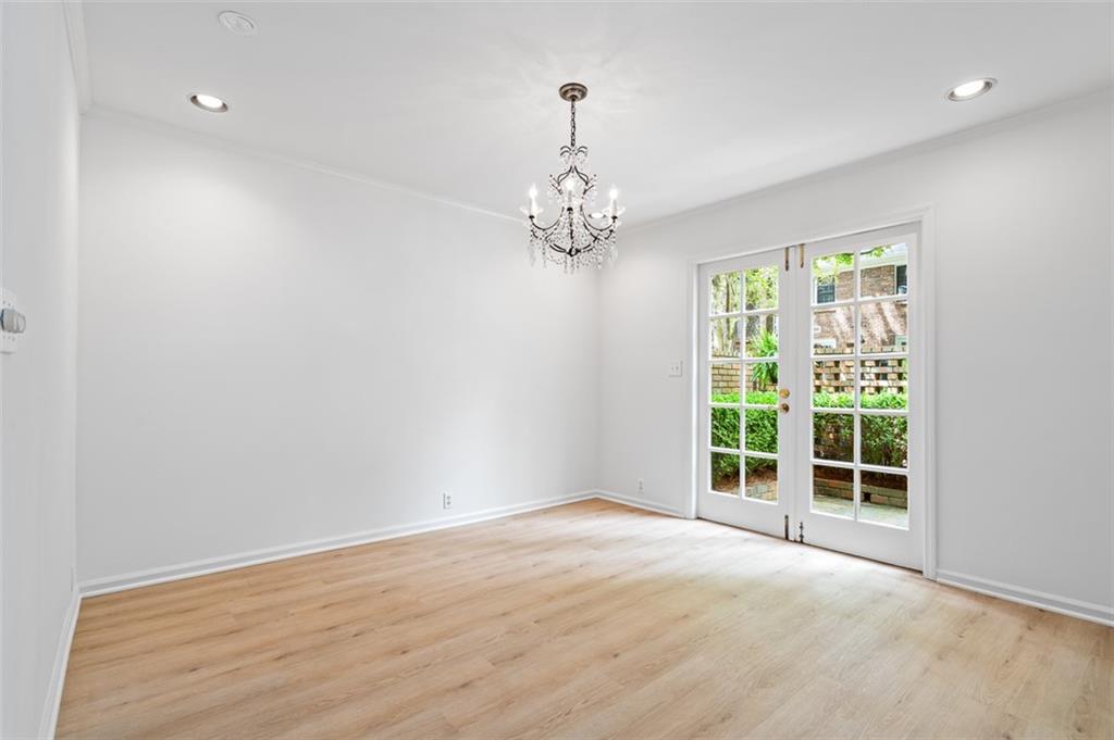 70 Old Ivy Road NE Unit 29