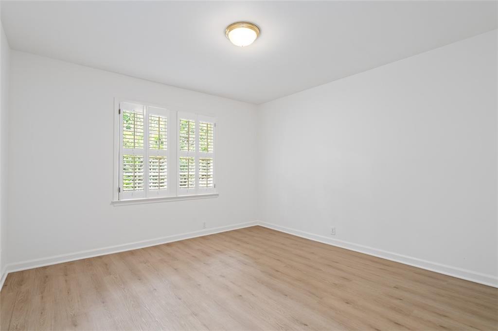 70 Old Ivy Road NE Unit 29