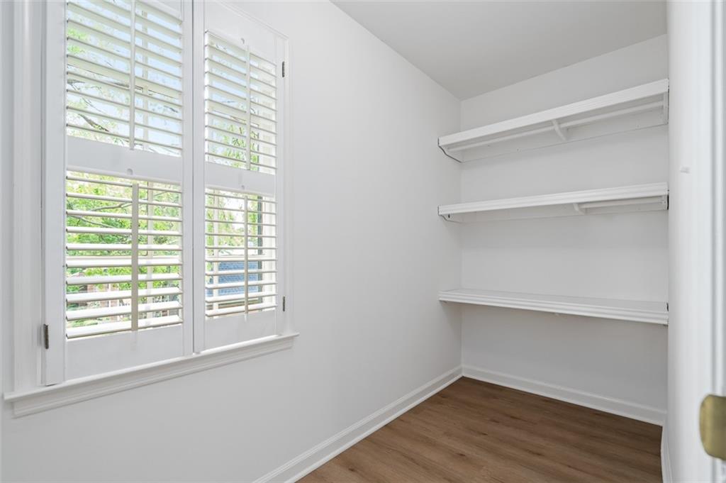 70 Old Ivy Road NE Unit 29