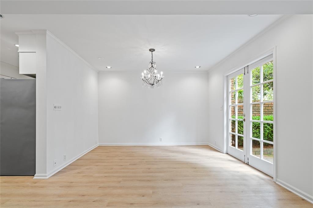 70 Old Ivy Road NE Unit 29