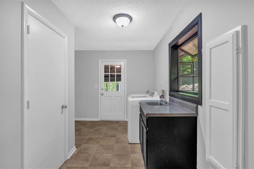 115 Lake Pines Court