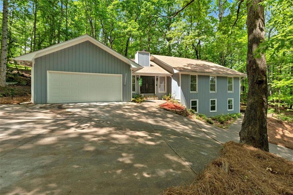 115 Lake Pines Court