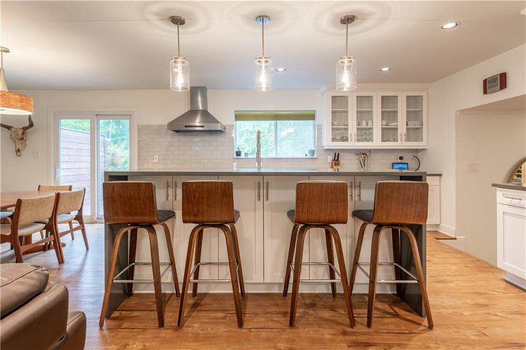 287 W Wind Drive