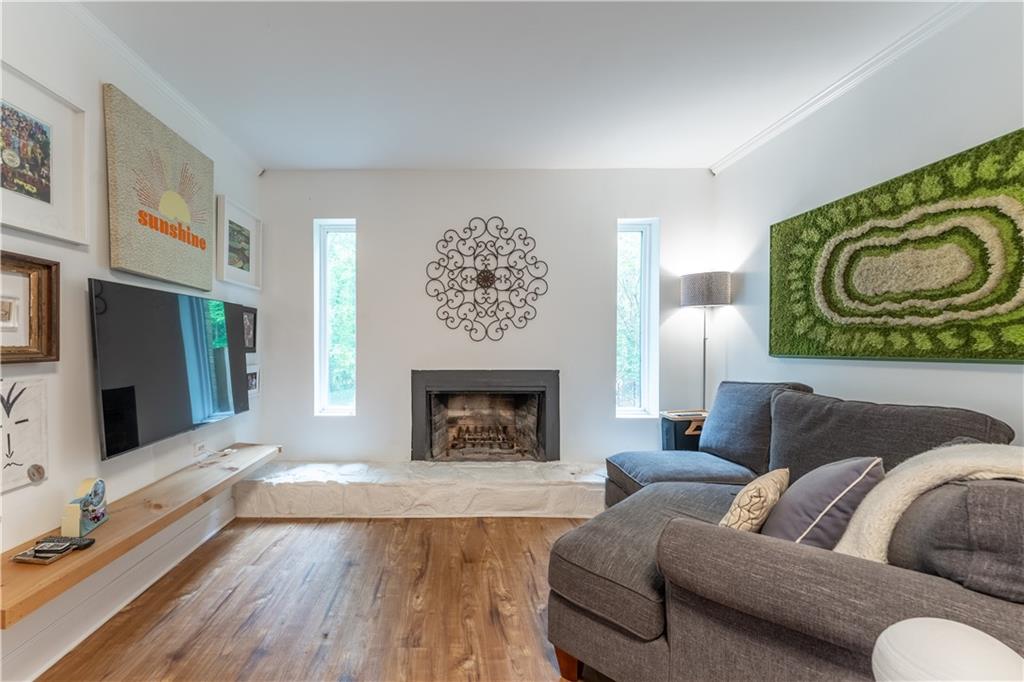 287 W Wind Drive