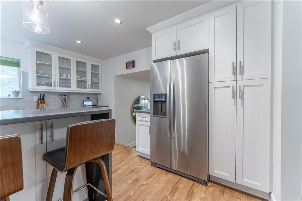 287 W Wind Drive