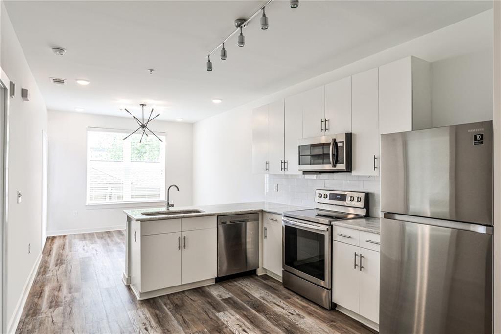 525 Parkway Drive Unit 218