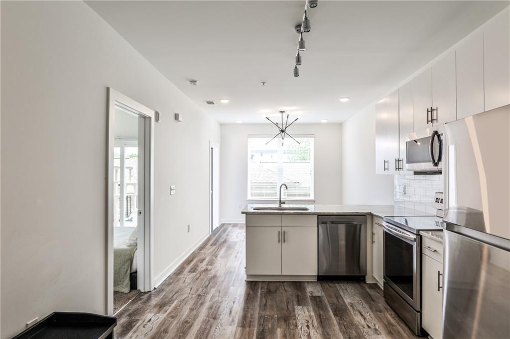 525 Parkway Drive Unit 218