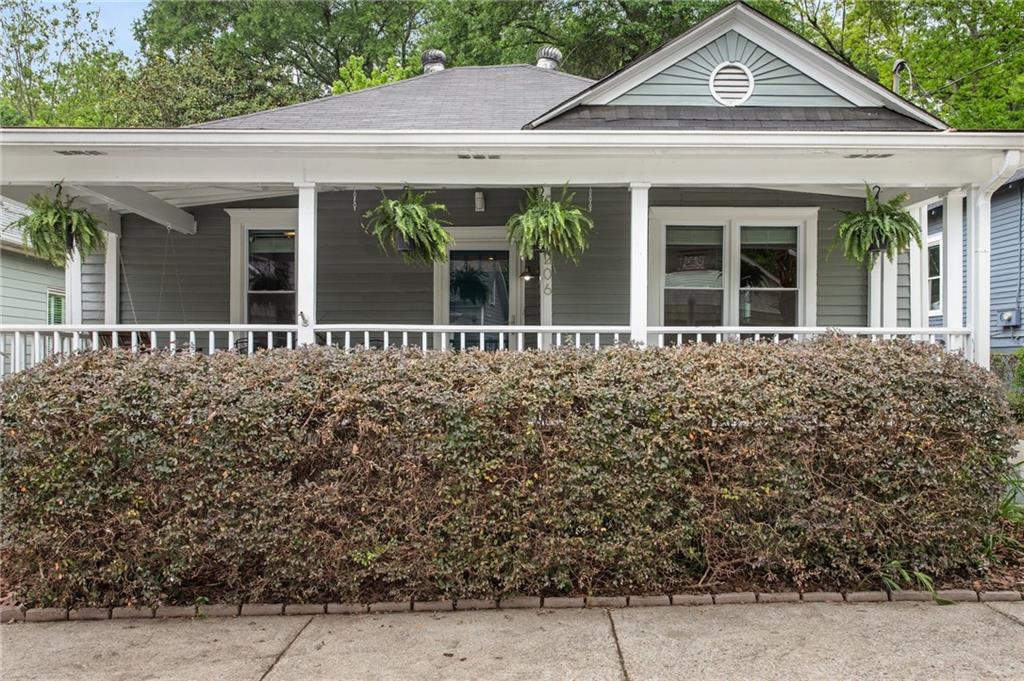 206 Flora Avenue NE