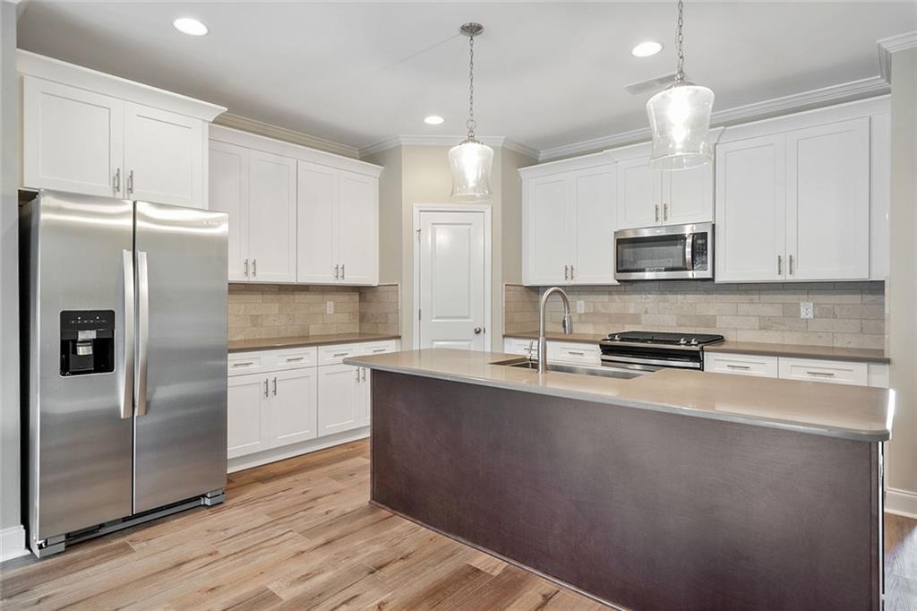 2284 Cottrell Lane