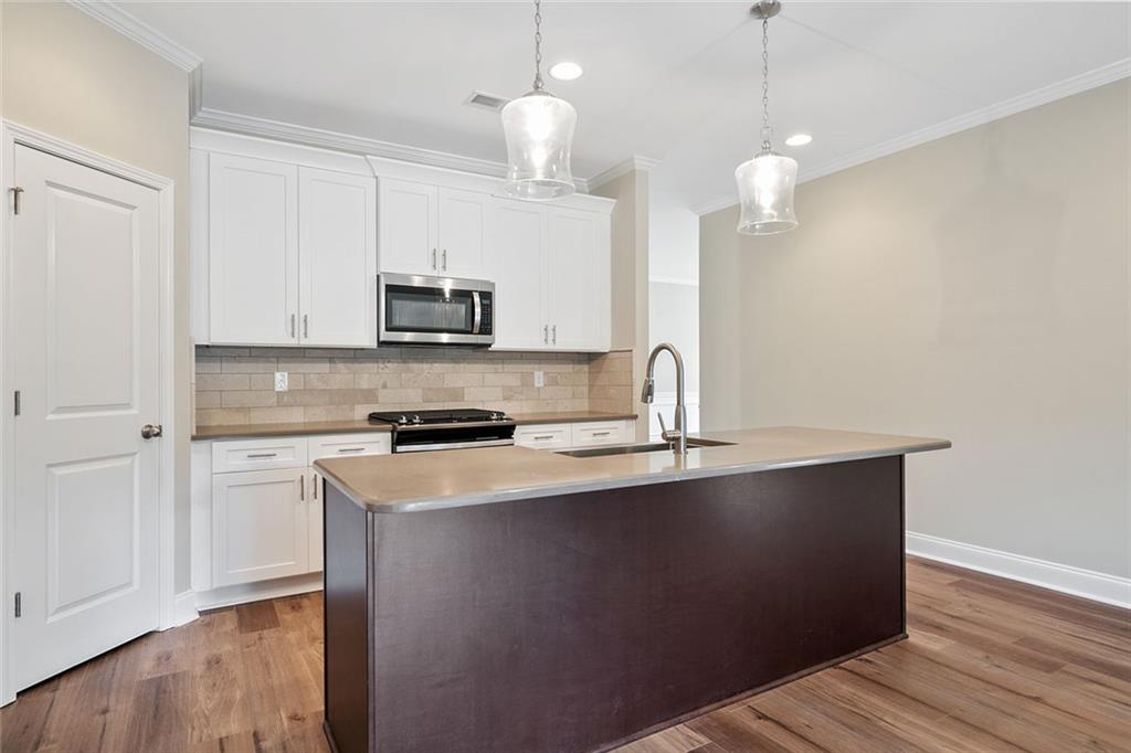 2284 Cottrell Lane