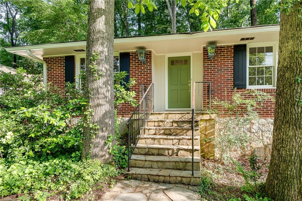 2167 Tanglewood Road