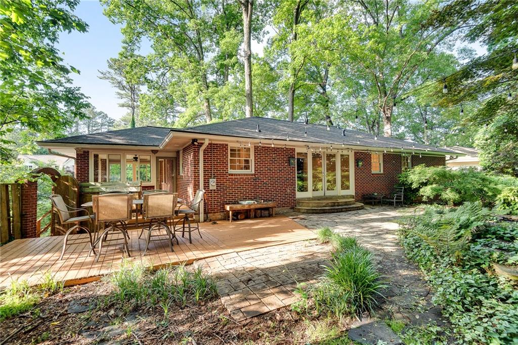 2167 Tanglewood Road