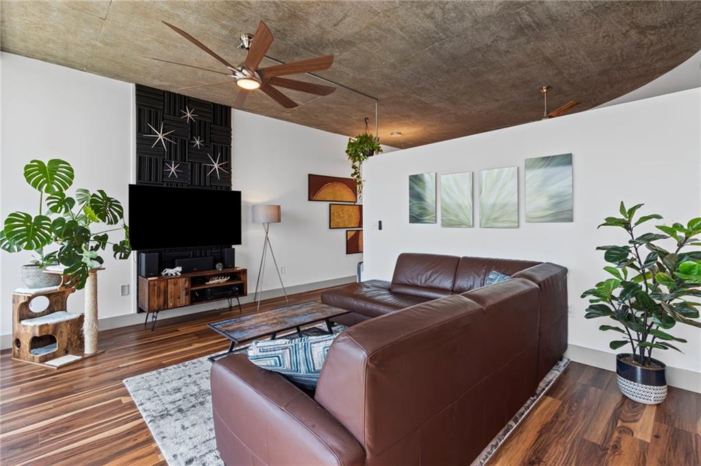 860 Peachtree Street NE Unit 1712