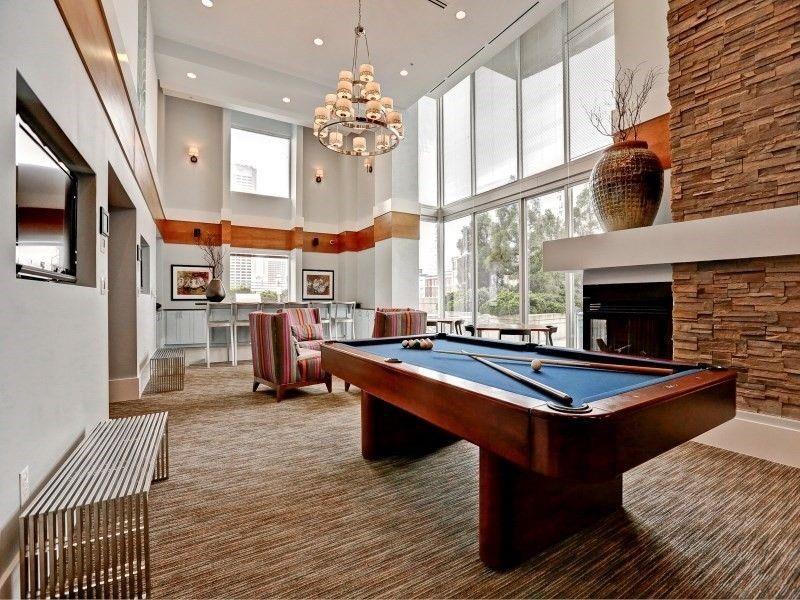 860 Peachtree Street NE Unit 1712